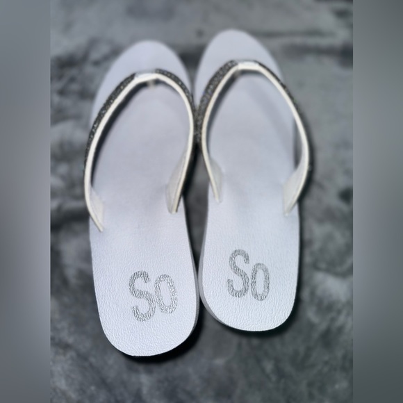 SO Bubbly Women’s Wedge Sandals - Picture 5 of 6